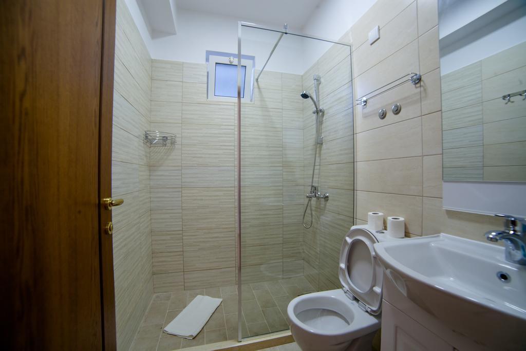 Kollari Apartments 울친 외부 사진