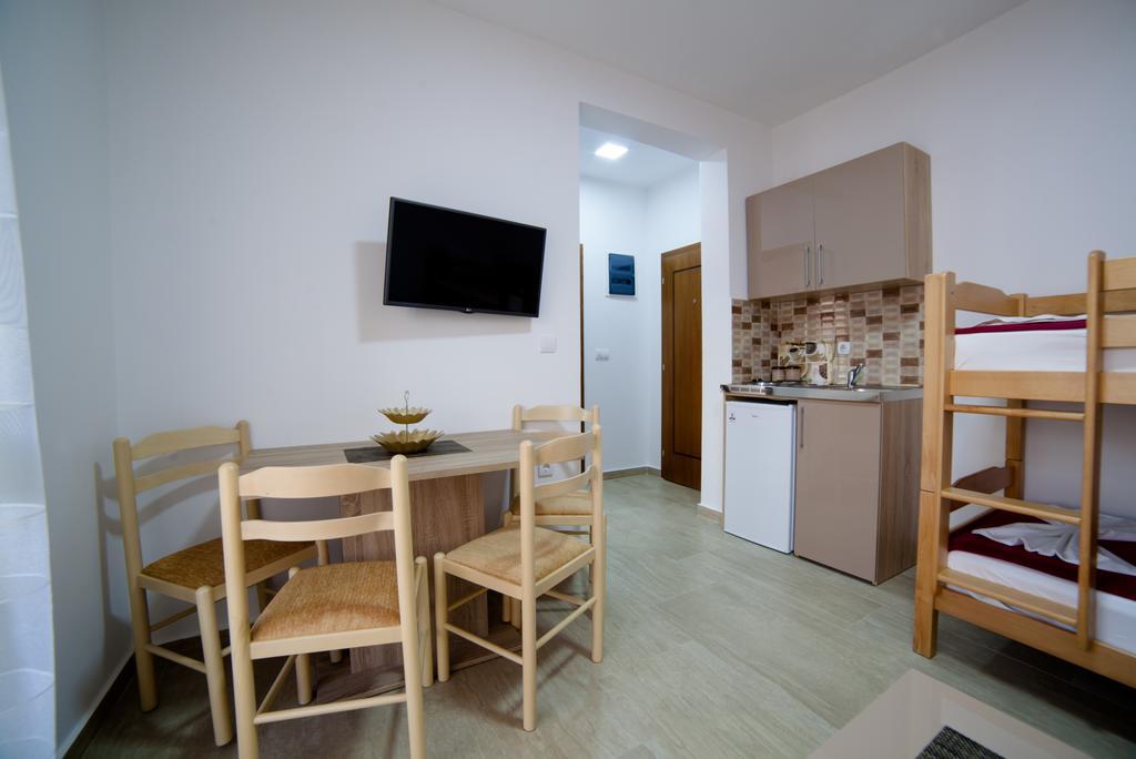 Kollari Apartments 울친 외부 사진