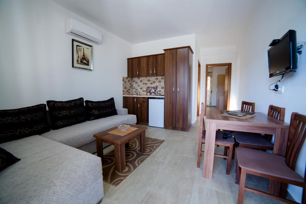 Kollari Apartments 울친 외부 사진